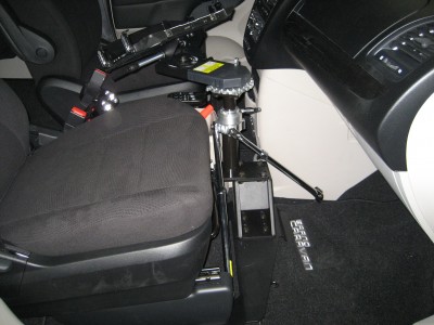 2011 - 2016 Dodge Caravan and Chrysler Town and Country Heavy Duty Vehicle Mount