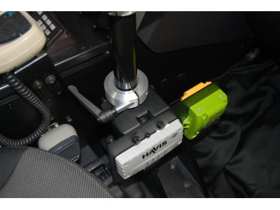 Heavy Duty Pole Clamp Mounting Bracket with Universal Mounting Surface