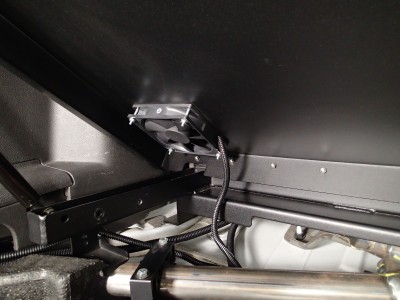 Single ventilation fan kit option