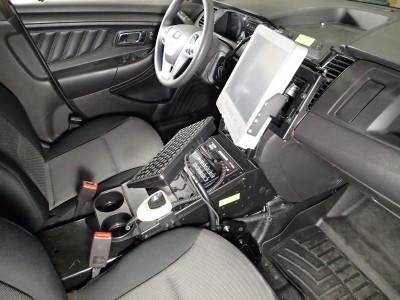 Flex Arm package including flex arm and mount for 2013-2016 Ford Interceptor Sedan