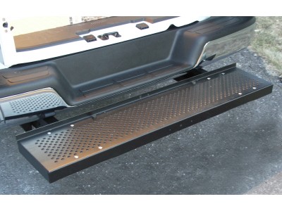 1997-2016 Chevrolet G-Series Rear Permanent Step Assembly